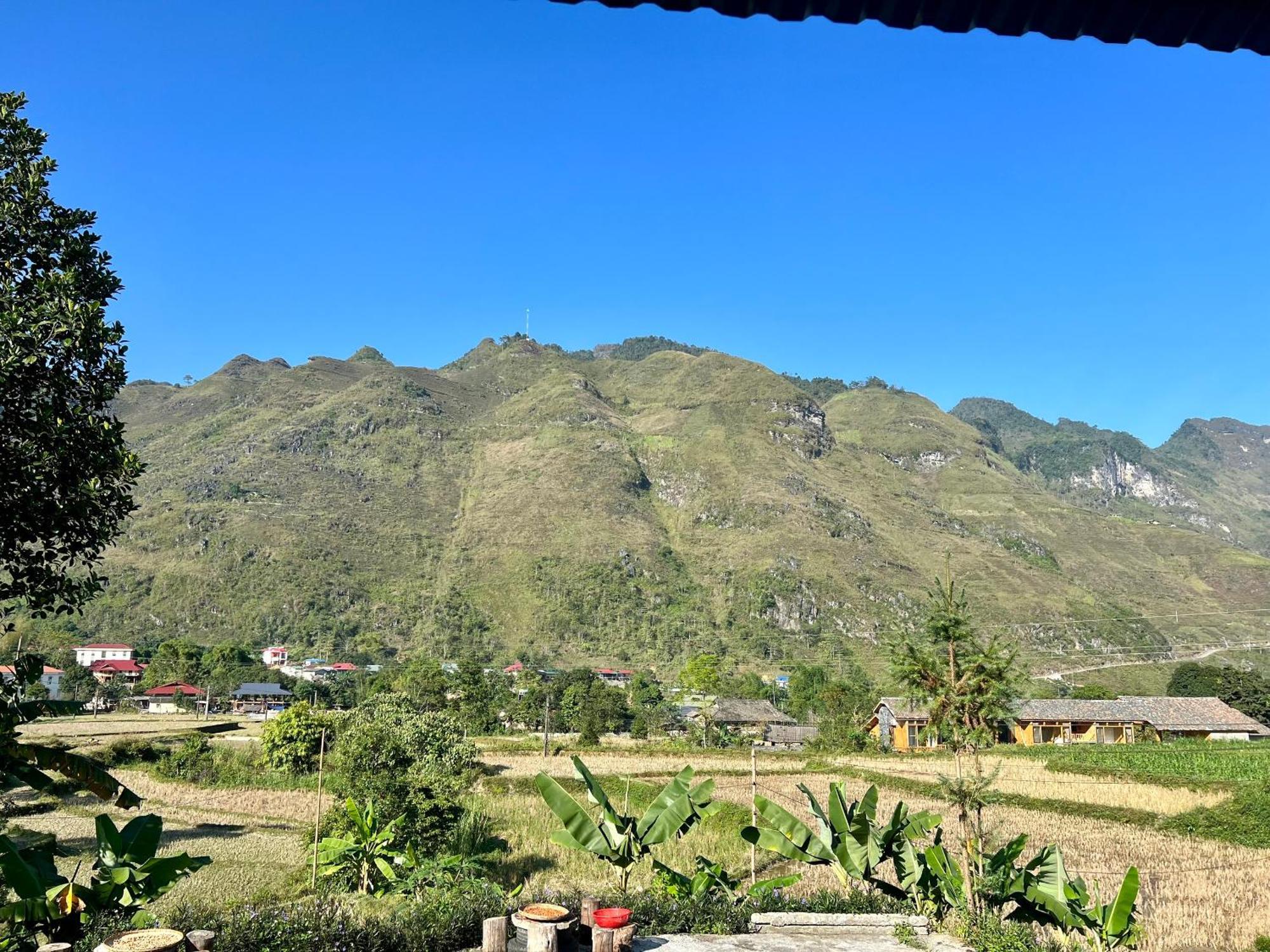 Du Gia Van Chung Homestay Làng Cac Exterior foto